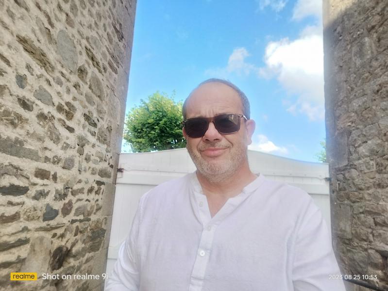 Mickael 53 ans Couville