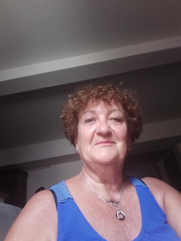 Ghislaine 69 ans Charlieu