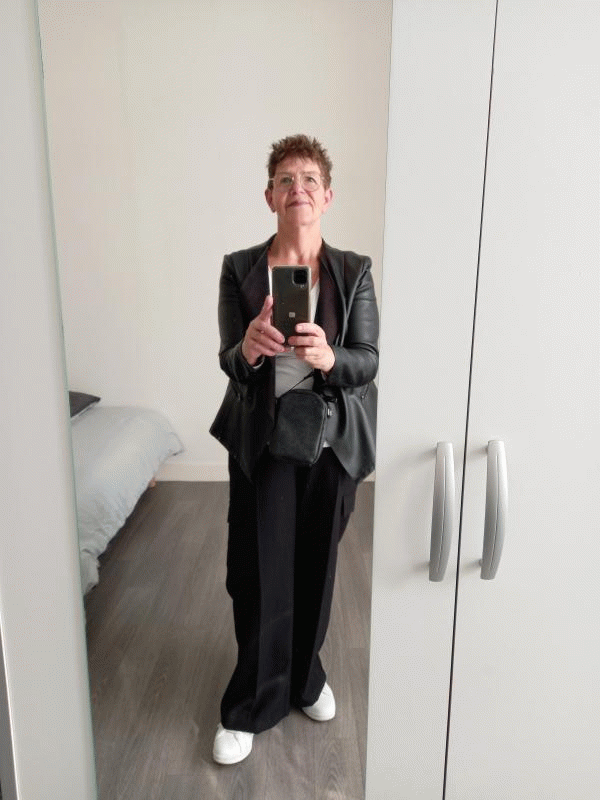 Sylvie  65 ans Villefranche sur Saône