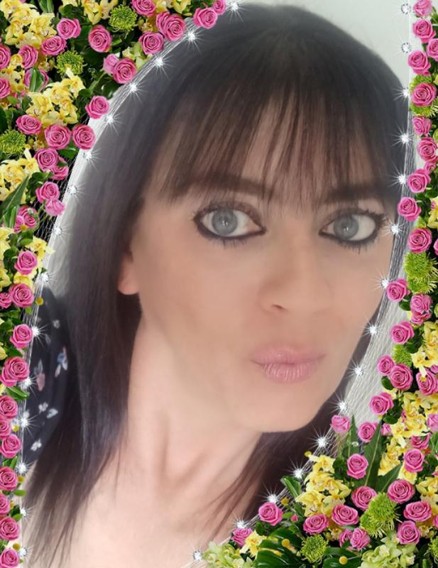 Sandy  48 ans Arnas