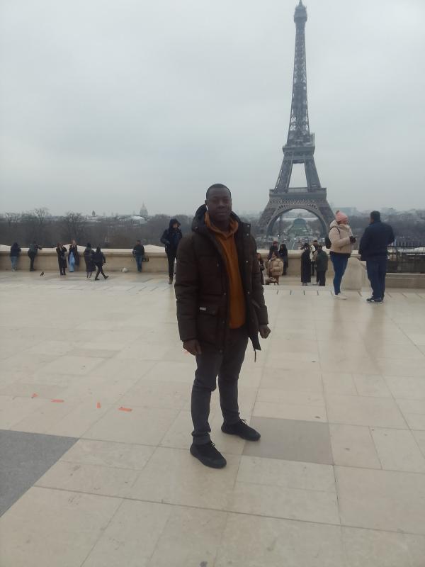 Diarra 46 ans paris 15eme arrondissement