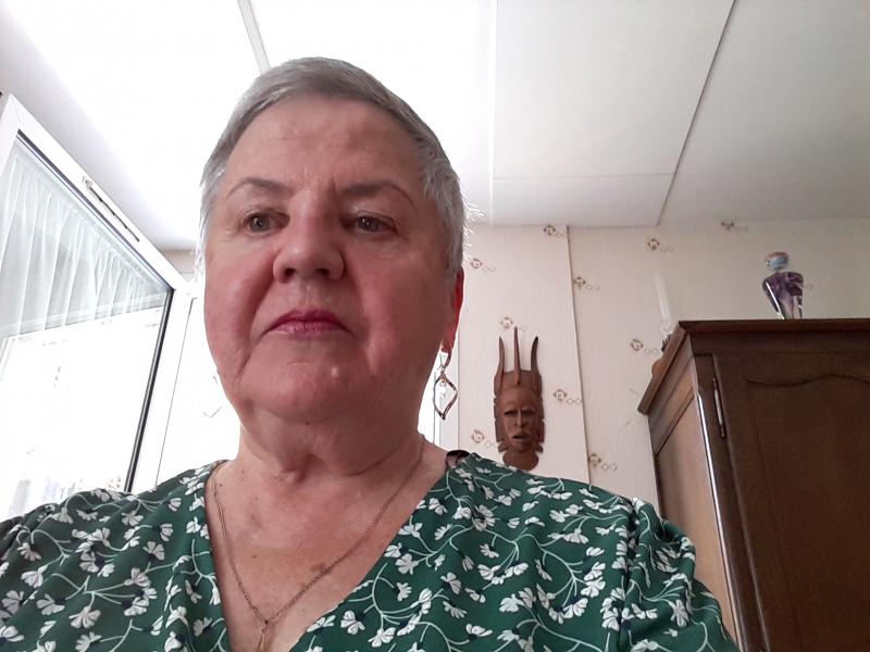 yvette  77 ans Oissel