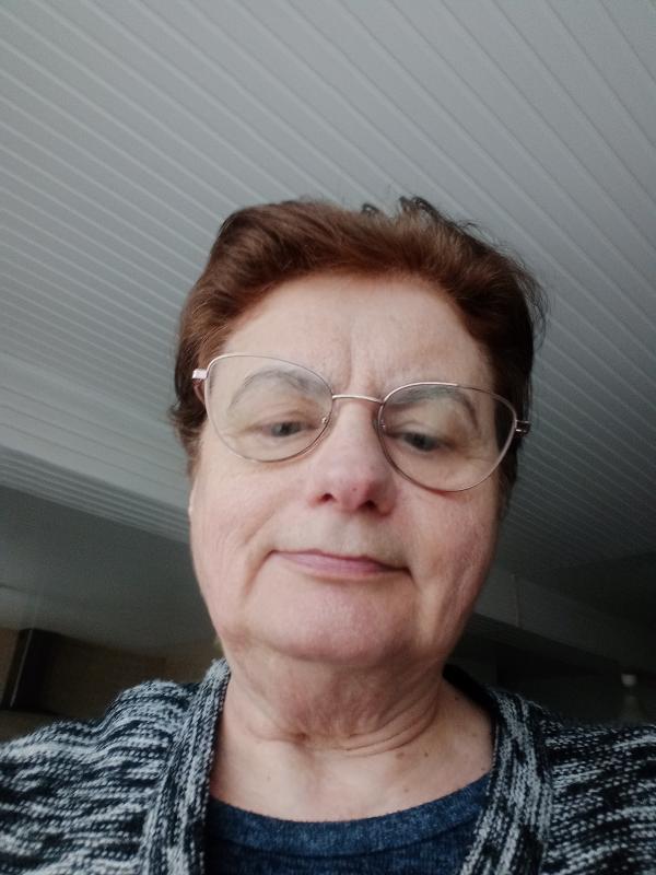 Aline  69 ans Montpon Ménestérol