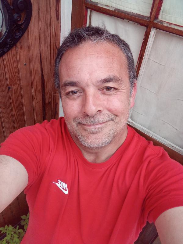 Nicolas  52 ans Vaudesson