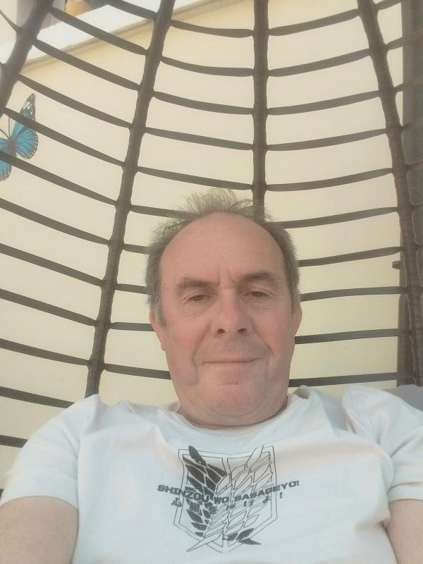 Didier  63 ans Elbeuf