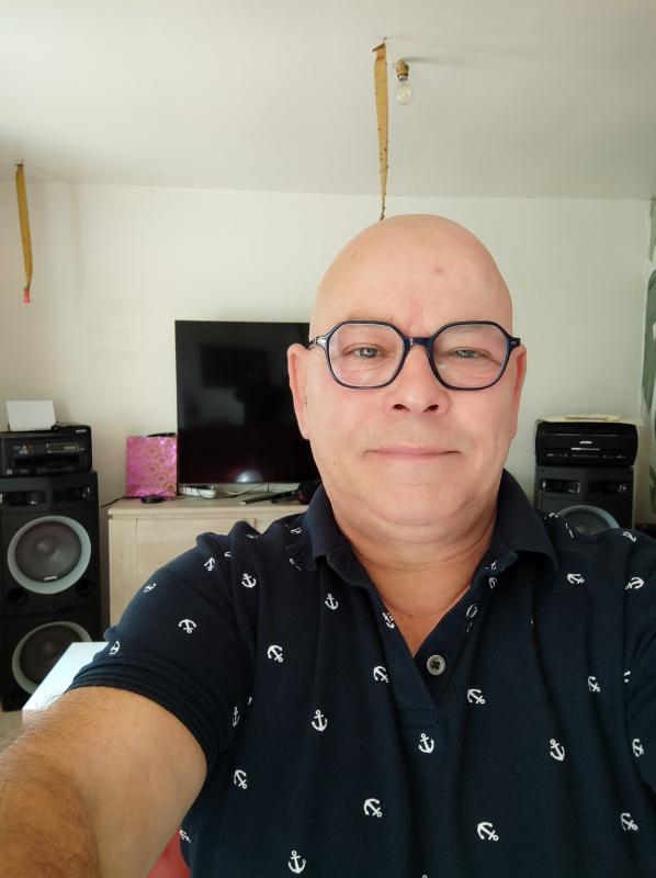 Olivier 56 ans Mauron