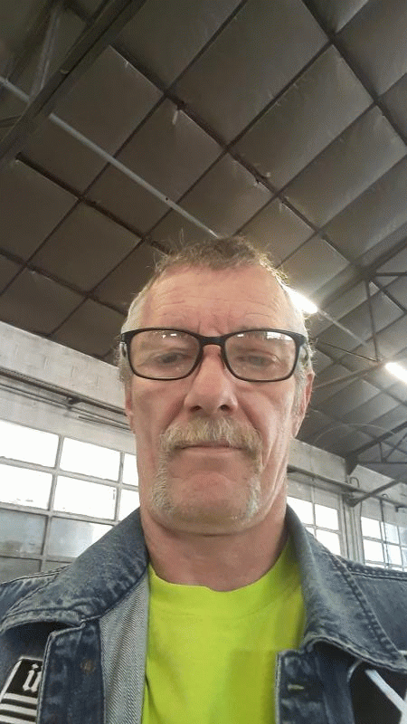 gilles  62 ans Le Neubourg