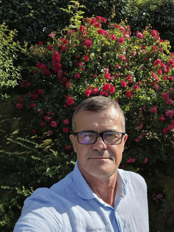 Laurent  54 ans Colleville