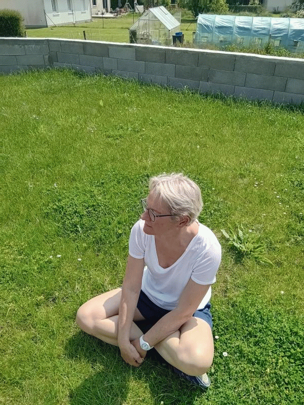 Stéphanie  58 ans Lanhélin