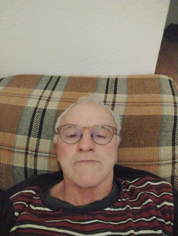 Lolo 58 ans Brettnach