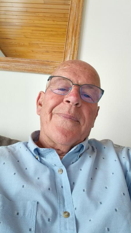 Jean-Philippe  74 ans Andernos les Bains