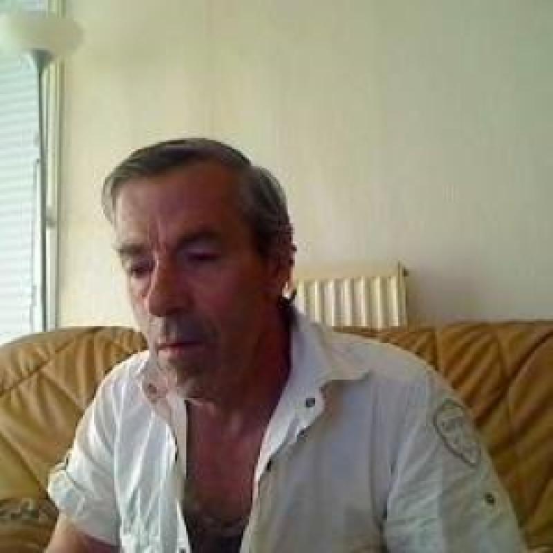 jean pierre 72 ans Frontignan