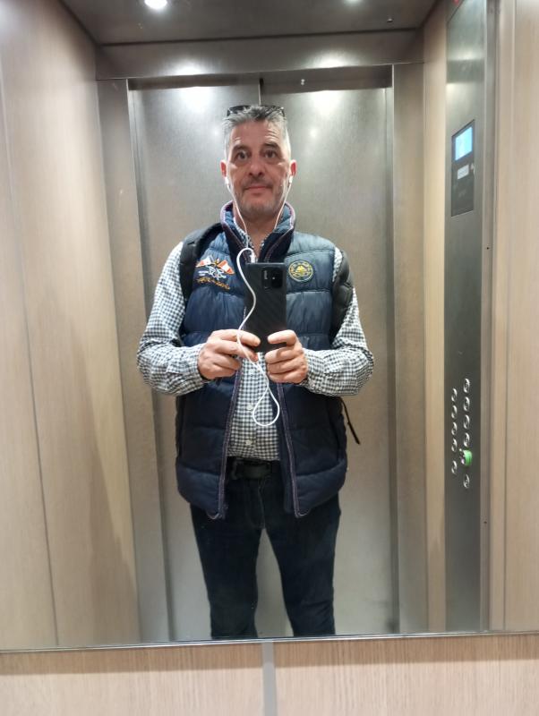 Yohan  51 ans Angers