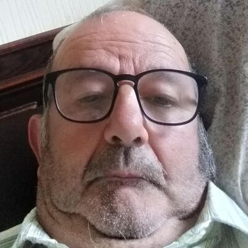 Bernard  68 ans Montenay