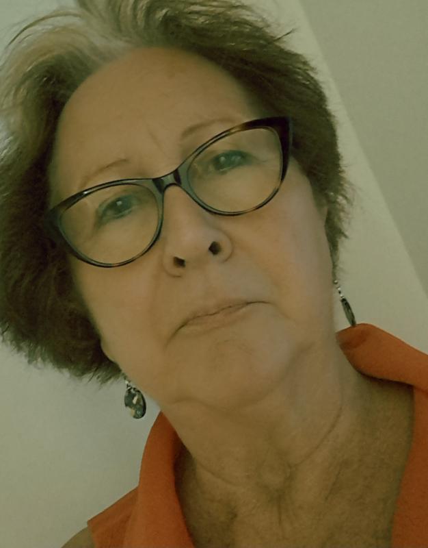 Emma 66 ans Orléans