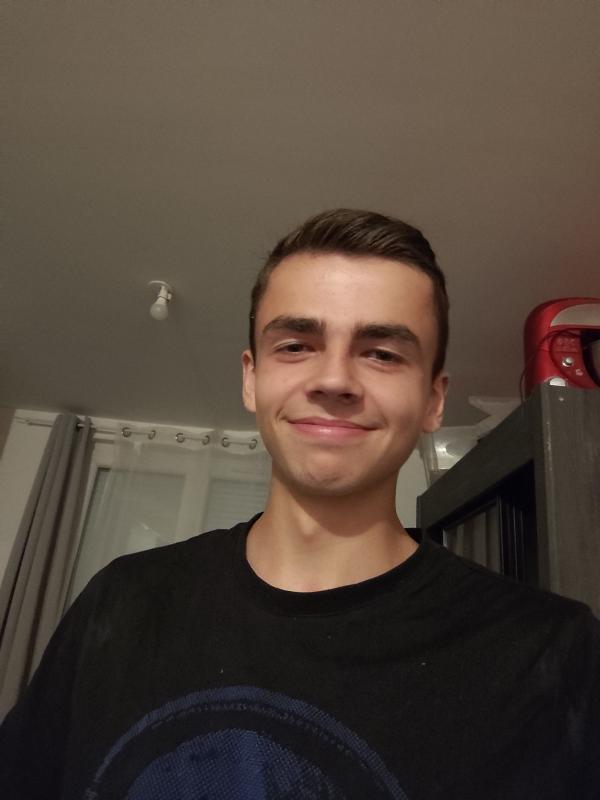 Mateo 18 ans Déols