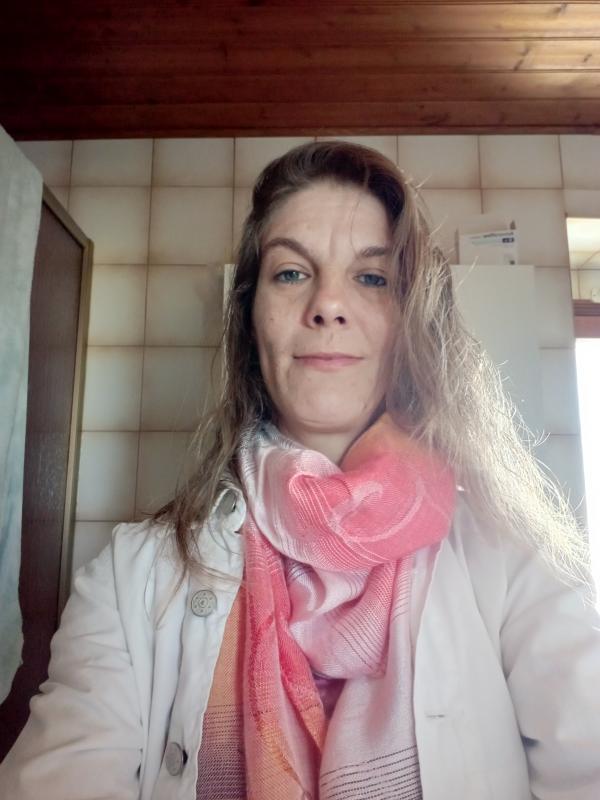 Sylvia  41 ans La Chapelle Achard