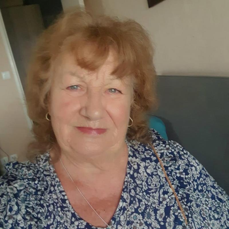 jeanine 74 ans Auxerre