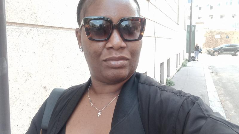 Abella  36 ans paris 4eme arrondissement