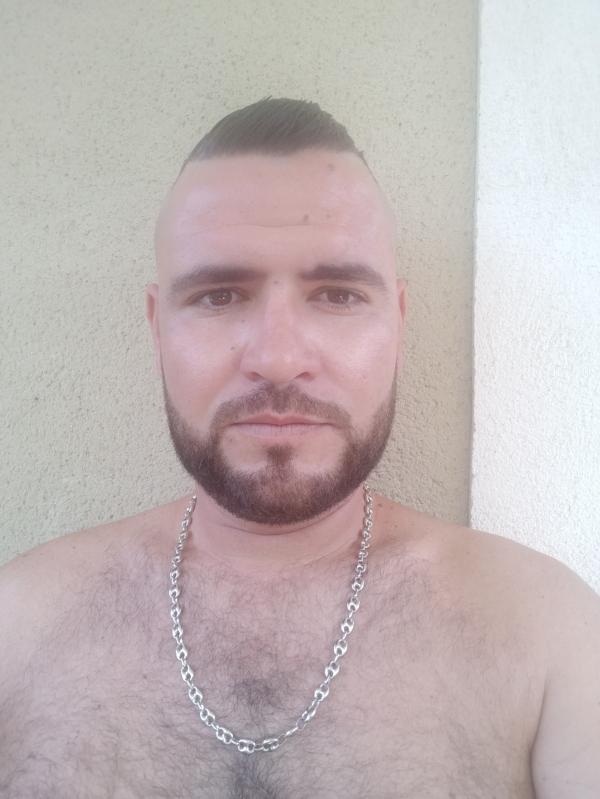 Dimi 34 ans Carpentras