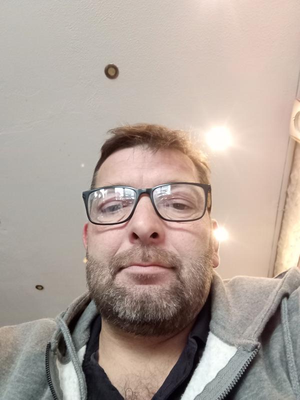 Thibaut  48 ans Saint Étienne