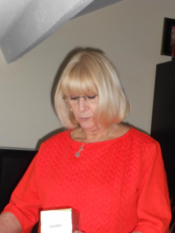 dominique  76 ans Chilly Mazarin