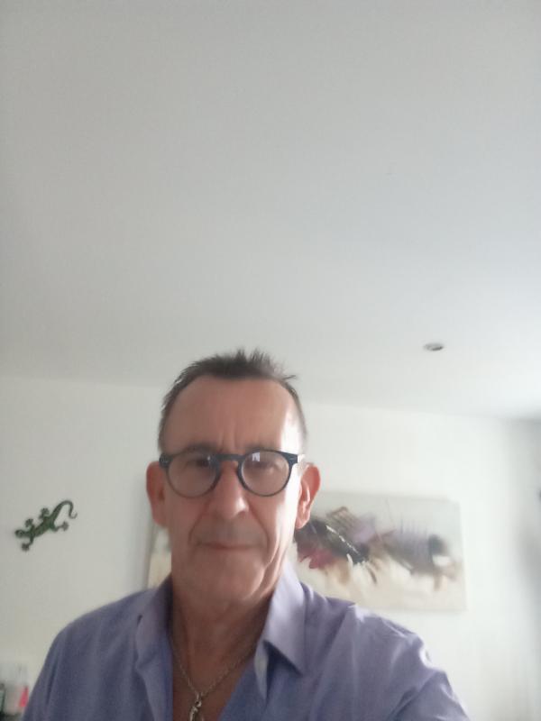 guy 61 ans Goussonville