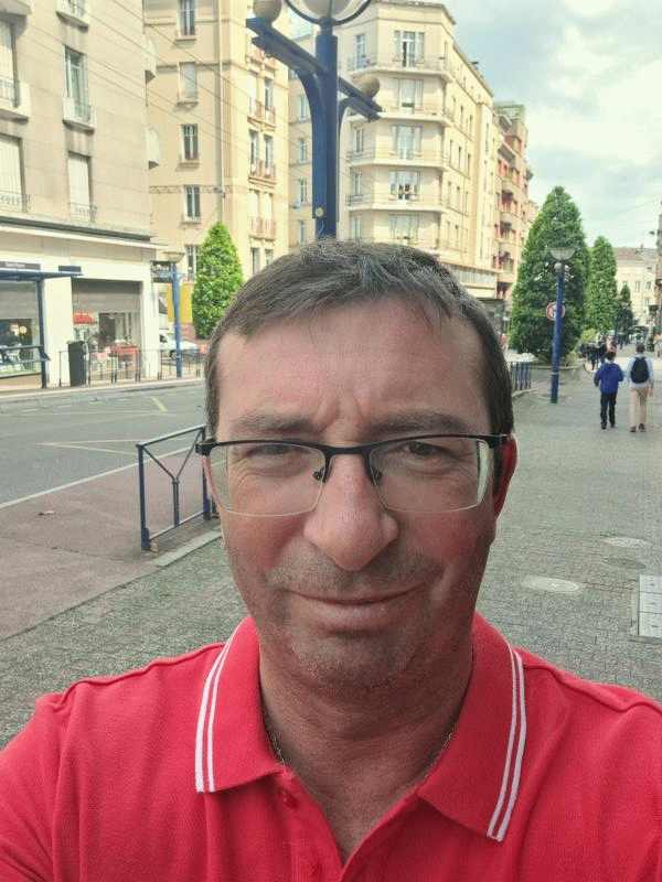 David 47 ans Limoges