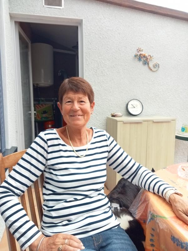 Joelle 65 ans Saint Yorre