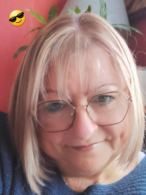 Brigitte 64 ans Azy sur Marne