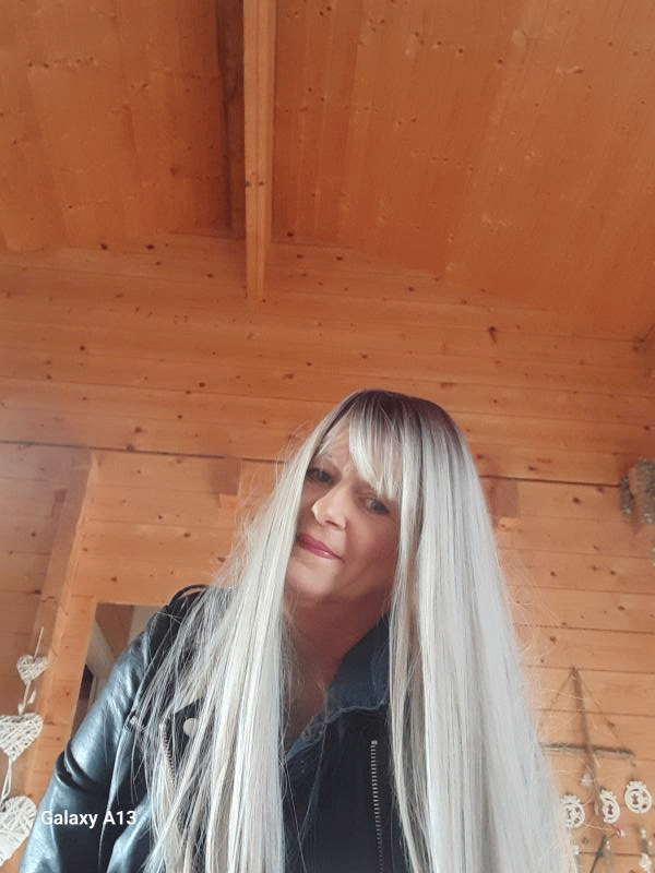 Margo 46 ans Coinches