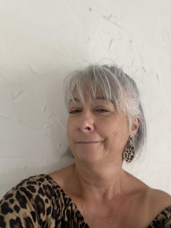 Mildred 58 ans Rodez