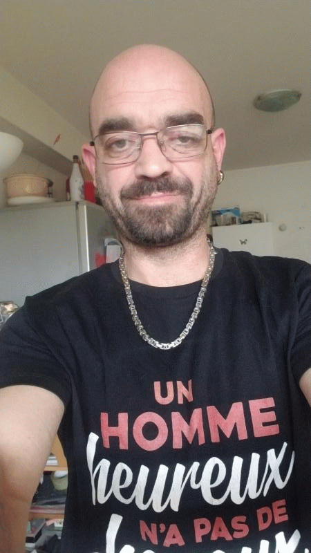 alex 39 ans Badinières