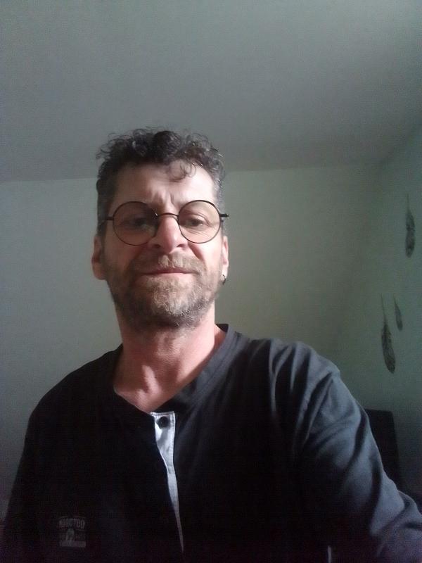 Bruno  52 ans Pouilly sur Loire