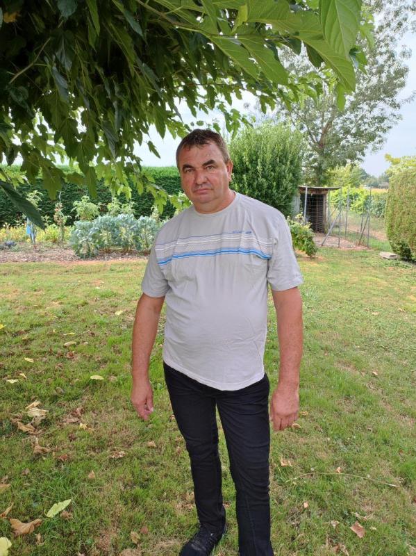 Thierry  59 ans Saint Martial de Mirambeau