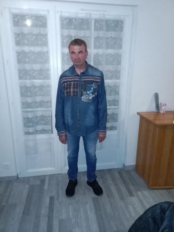 Thierry  60 ans Saint Martial de Mirambeau