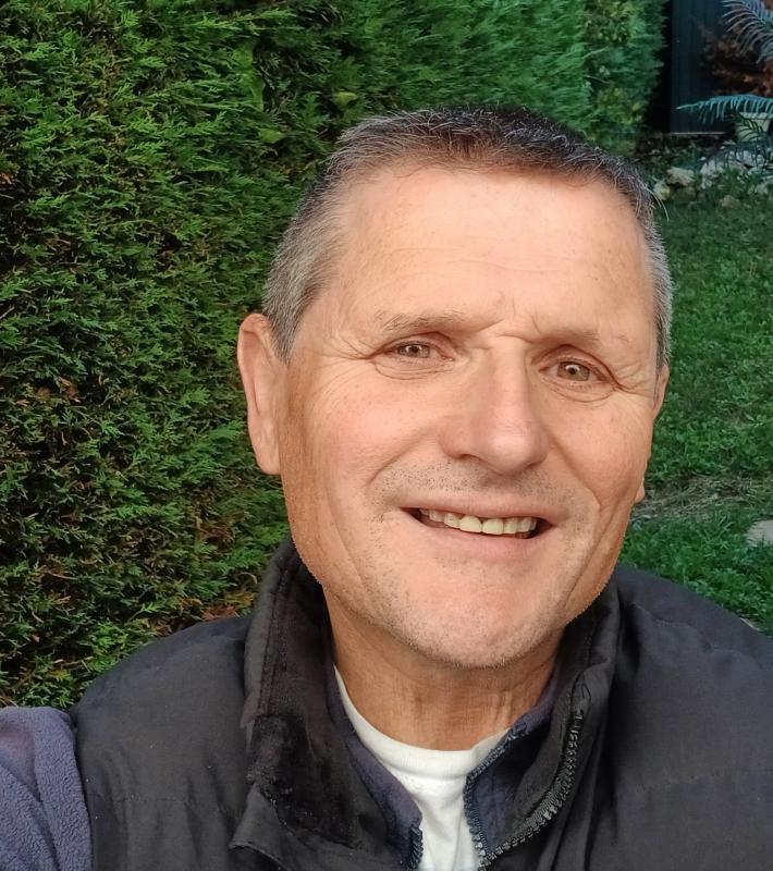 Jean-Luc  62 ans Bordeaux