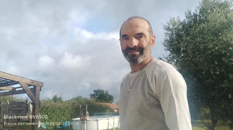 jules  63 ans Ancenis