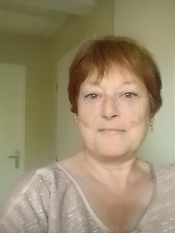 Nathalie  58 ans Steenwerck