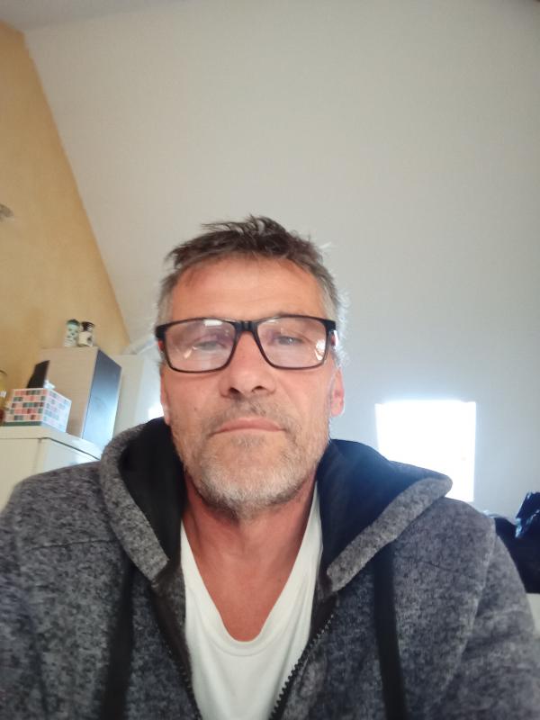 Jean-Luc  57 ans Montmélian