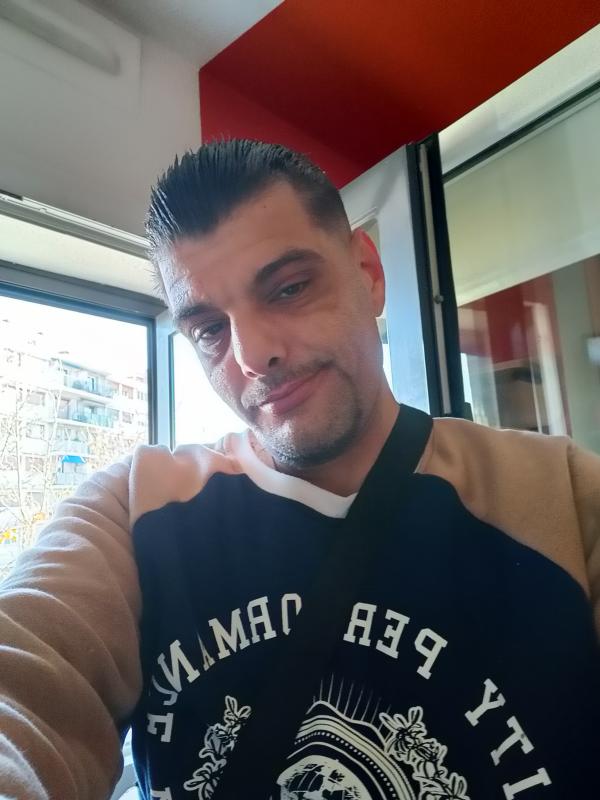 xjulien 35 ans Montpellier