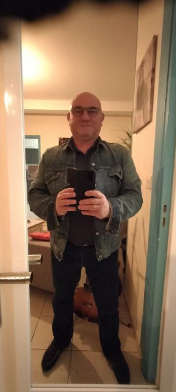 Laurent  54 ans Blois