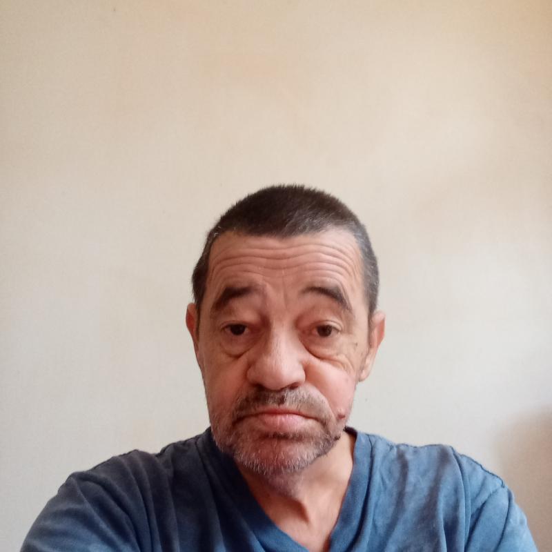 Patrick  64 ans Digne les Bains