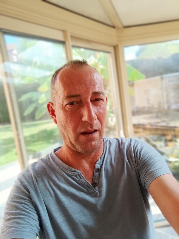 Stephane  54 ans La Quinte