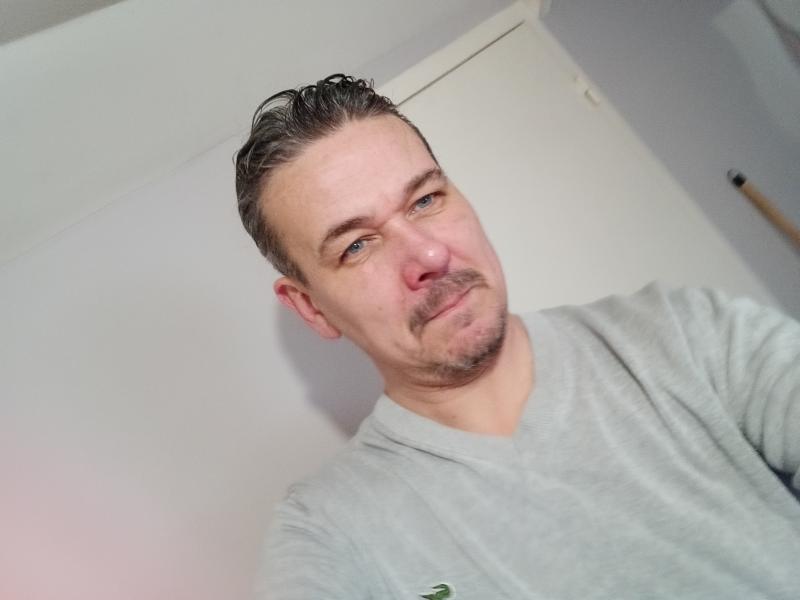 Sylvain  48 ans Rennes