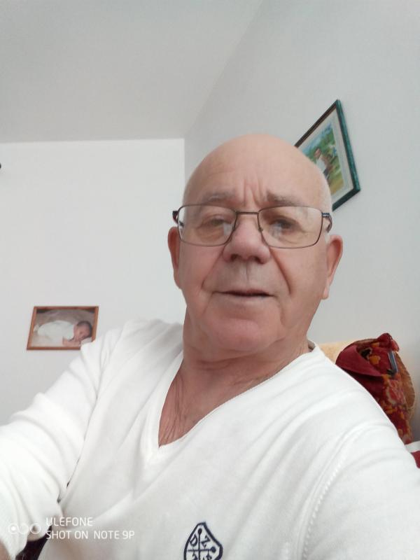 Jose  65 ans Corte