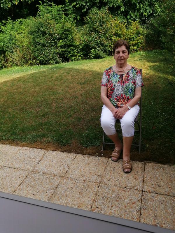 Bernadette  83 ans Eecke