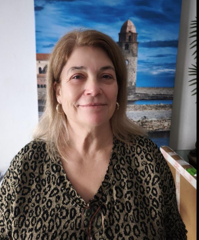 Léonie  63 ans Rivesaltes