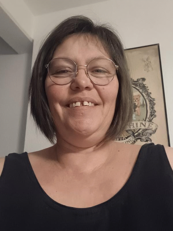 Stéphanie  52 ans Meroux Moval