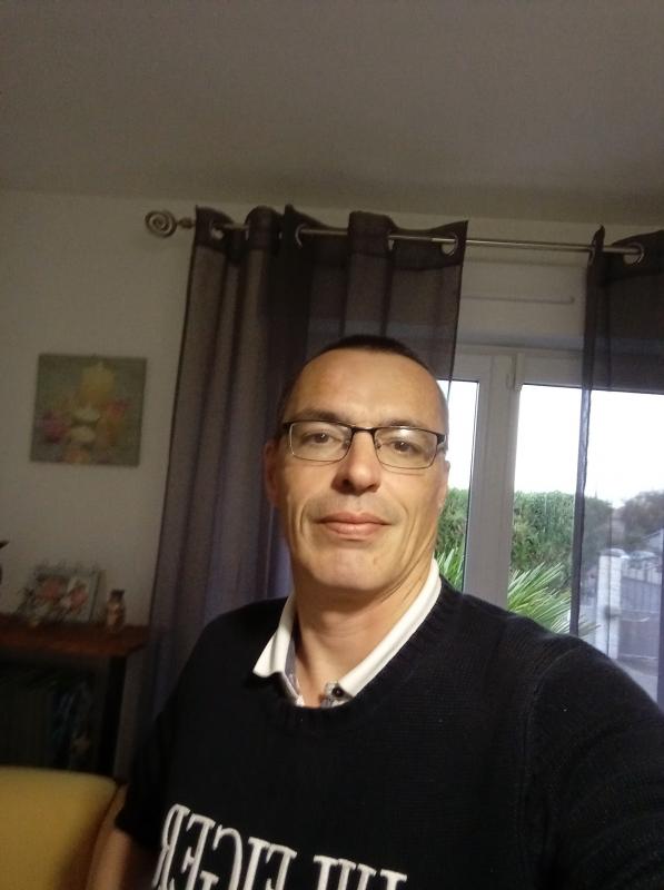 Jérôme  52 ans Pont Rousseau